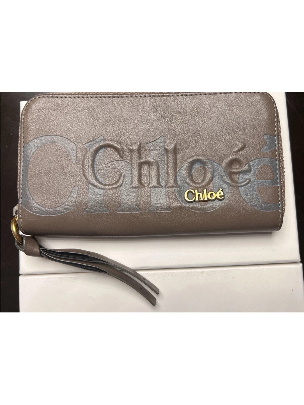 Authentic Vintage Chloé Eclipse Wallet Lambskin Leather w/ Box, Bag & COA